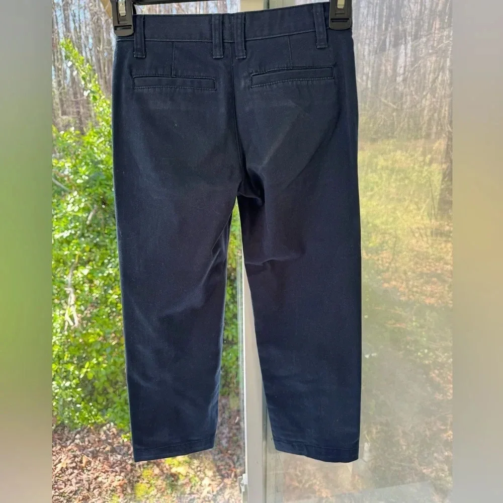 NWT Cat & Jack navy blue school pants size 6. Straight w/ 2 slant front pockets.